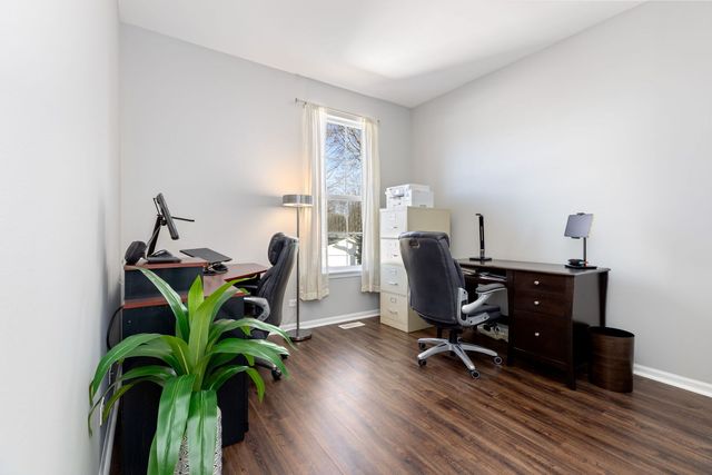 922 Summit Creek Drive, Shorewood, IL 60404