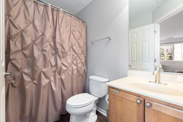 922 Summit Creek Drive, Shorewood, IL 60404