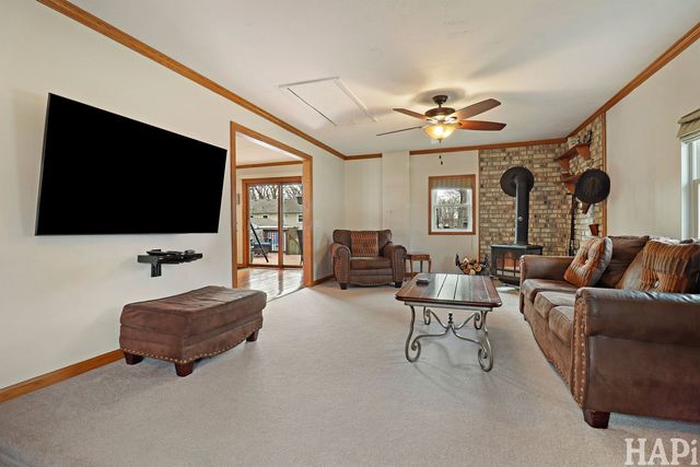 804 Elm Street, Maple Park, IL 60151