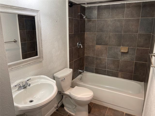 3732 Pinewood Street, Bedford, TX 76021