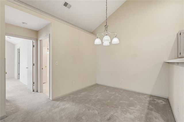 2061 W 139th Terrace, Leawood, KS 66224