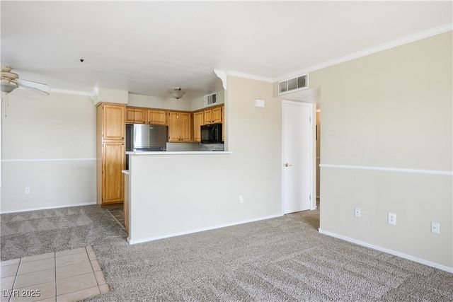 5710 East Tropicana Avenue 2068, Las Vegas, NV 89122