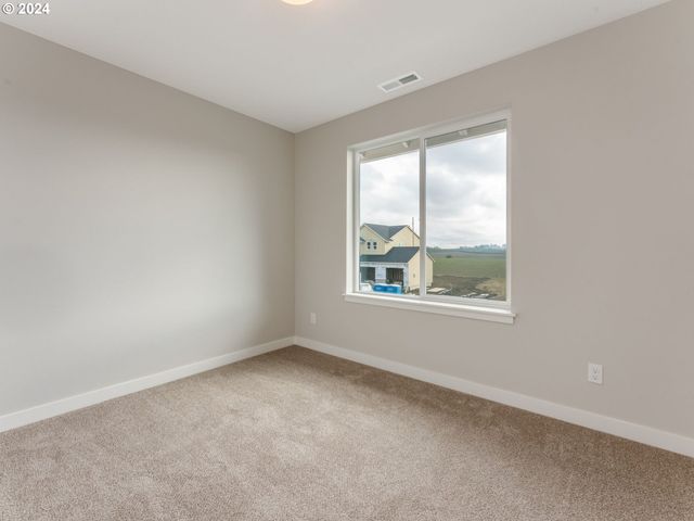 520 E Fourth St, Yamhill, OR 97148