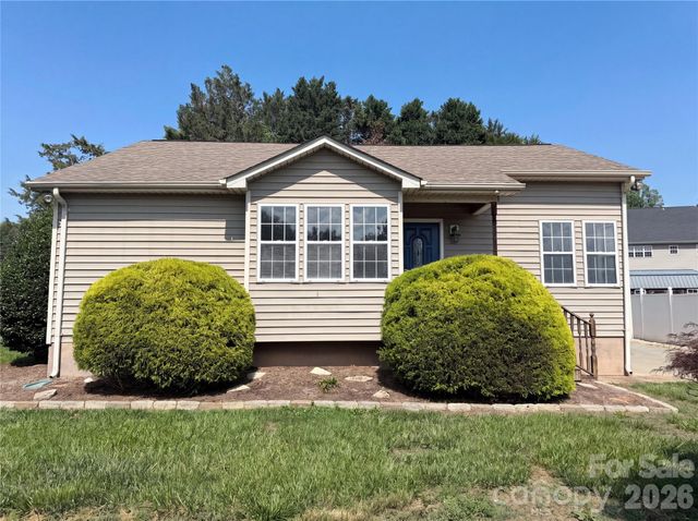 121 Driftwood Drive, Mooresville, NC 28117