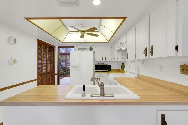 108 COUNTRY HILL DRIVE, Longwood, FL 32779