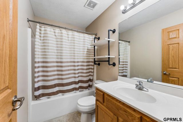 7309 S 183rd Street, Omaha, NE 68136