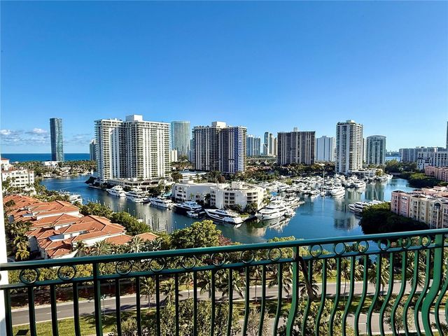 19900 E Country Club Dr TS03, Aventura, FL 33180