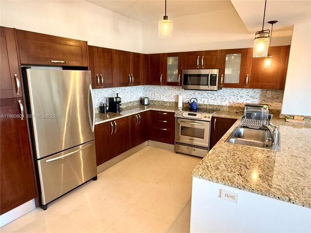 19900 E Country Club Dr TS03, Aventura, FL 33180