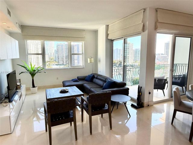 19900 E Country Club Dr TS03, Aventura, FL 33180