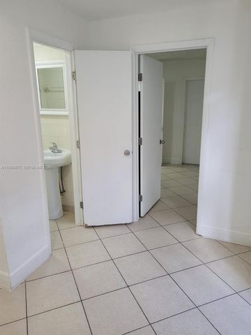 2910 NW 6th Ct 2, Pompano Beach, FL 33069