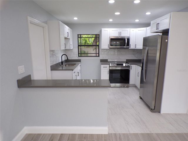 13674 120TH LANE, Seminole, FL 33778