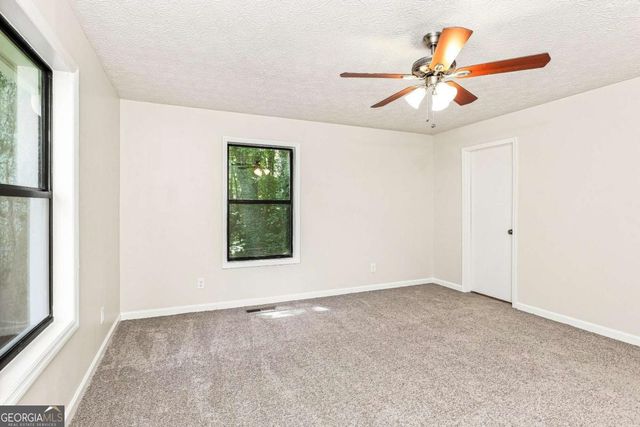 5561 Deerfield Place NW, Kennesaw, GA 30144