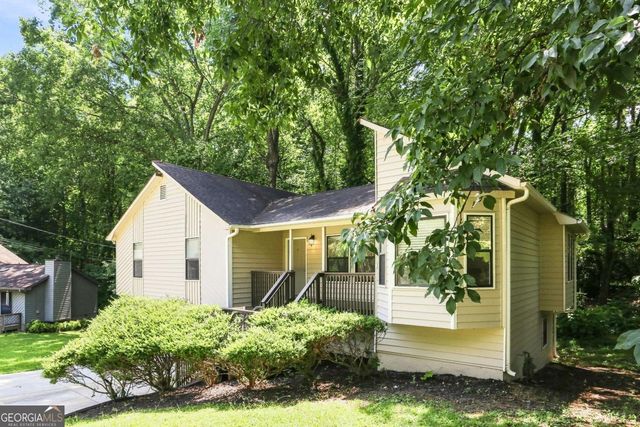 5561 Deerfield Place NW, Kennesaw, GA 30144