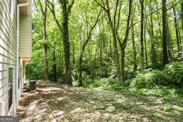 5561 Deerfield Place NW, Kennesaw, GA 30144