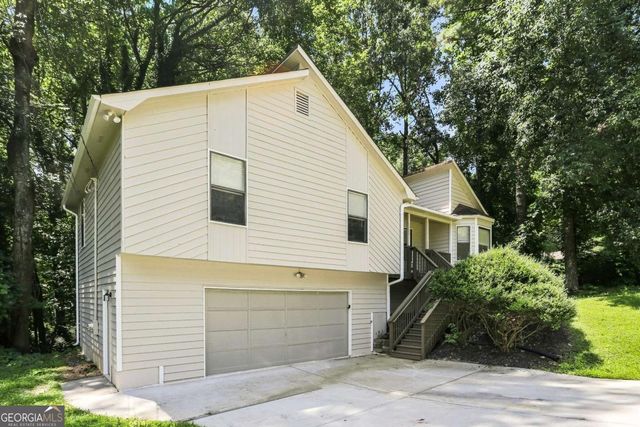 5561 Deerfield Place NW, Kennesaw, GA 30144