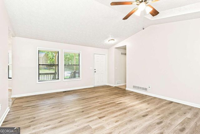 5561 Deerfield Place NW, Kennesaw, GA 30144