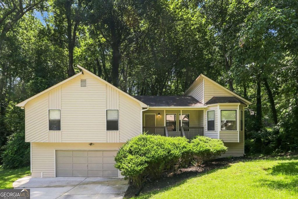 5561 Deerfield Place NW, Kennesaw, GA 30144