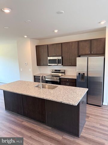 7742 HARLOW CIR, Spotsylvania, VA 22551