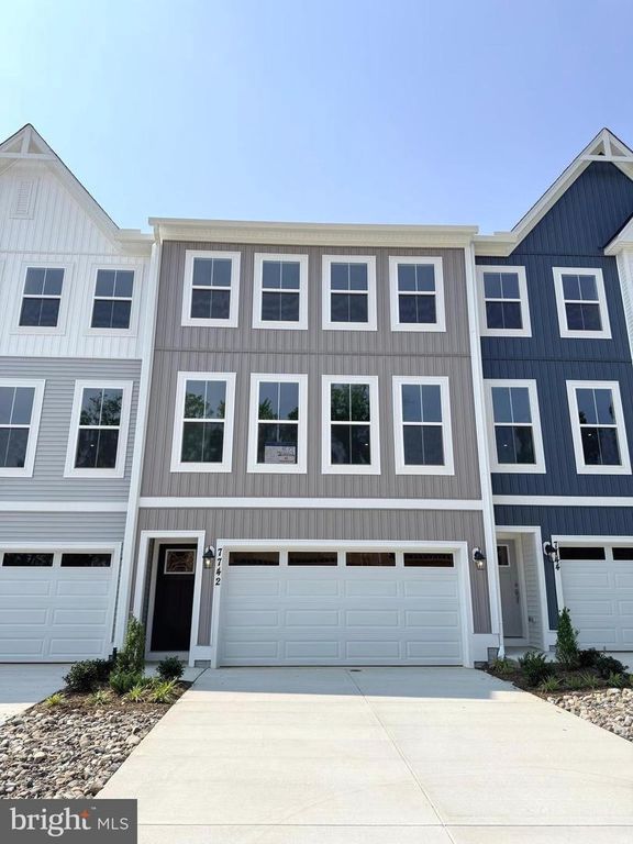 7742 HARLOW CIR, Spotsylvania, VA 22551