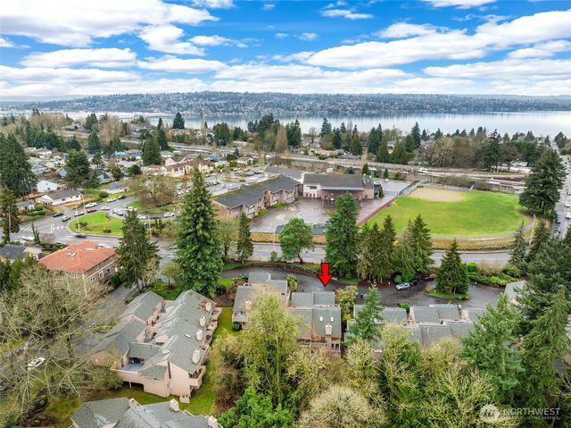 2940 Kennewick Place NE, Renton, WA 98056