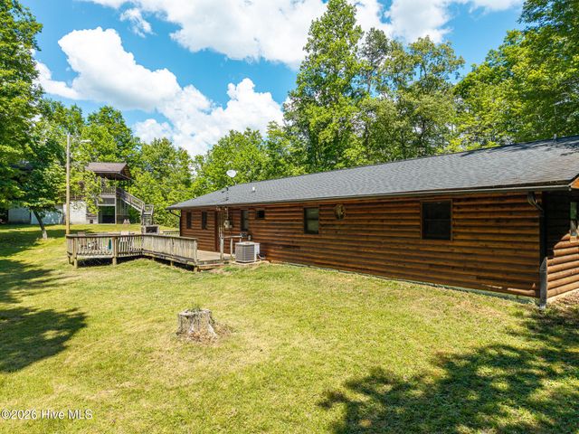 562 Sunny Lane, Marble, NC 28905