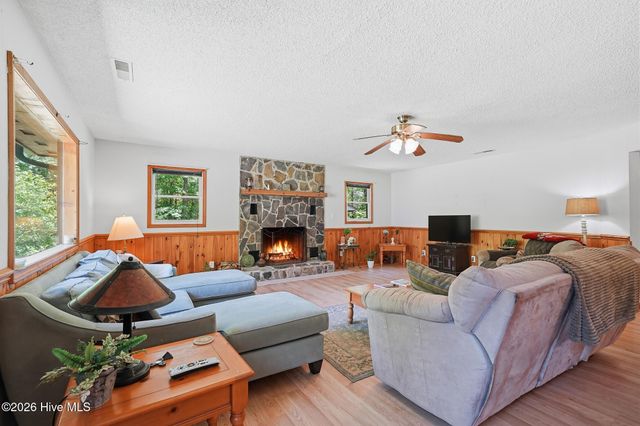 562 Sunny Lane, Marble, NC 28905