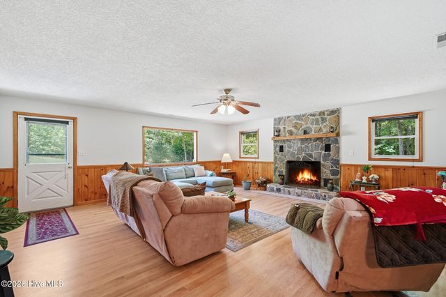 562 Sunny Lane, Marble, NC 28905
