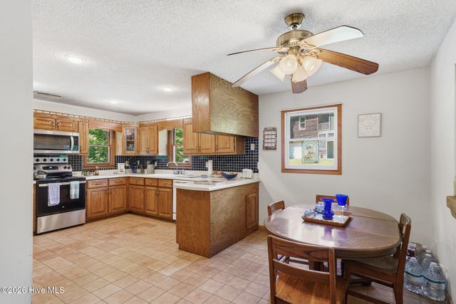 562 Sunny Lane, Marble, NC 28905