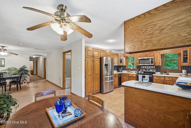 562 Sunny Lane, Marble, NC 28905