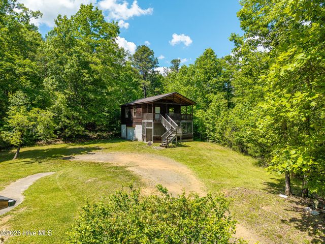 562 Sunny Lane, Marble, NC 28905