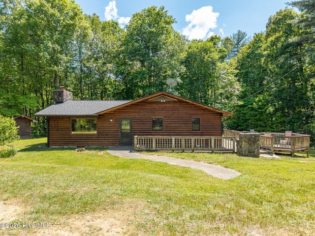 562 Sunny Lane, Marble, NC 28905