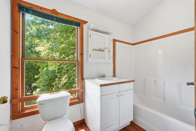 562 Sunny Lane, Marble, NC 28905