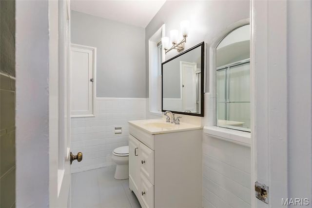 7539 Oxford Drive 2W, Clayton, MO 63105