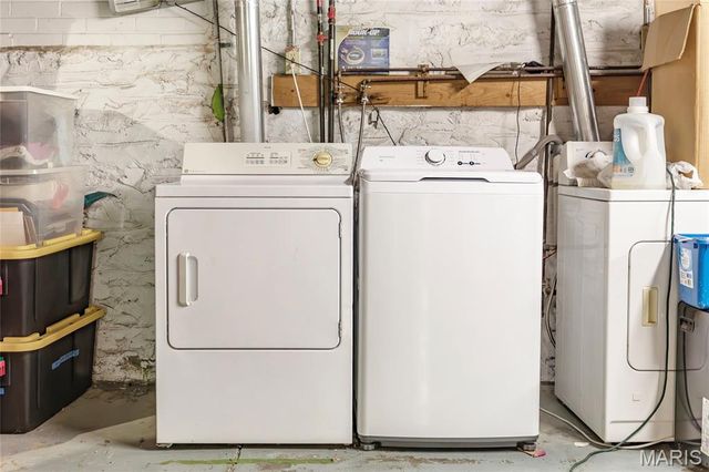 7539 Oxford Drive 2W, Clayton, MO 63105