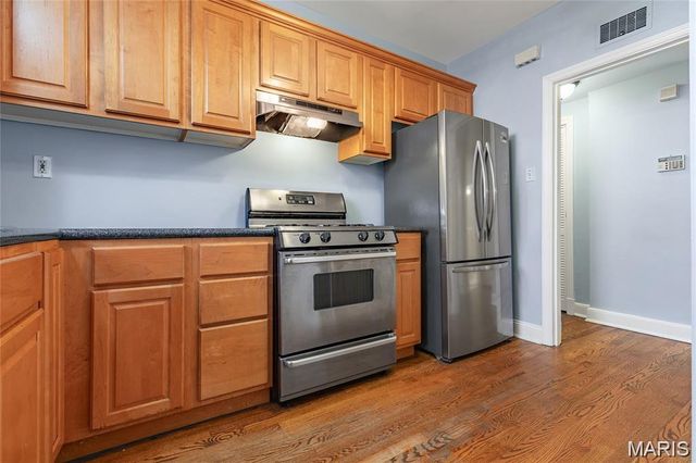 7539 Oxford Drive 2W, Clayton, MO 63105