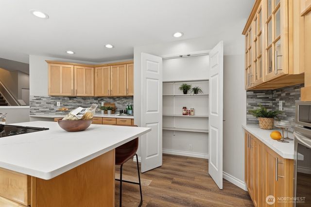9408 370th Place SE, Snoqualmie, WA 98065