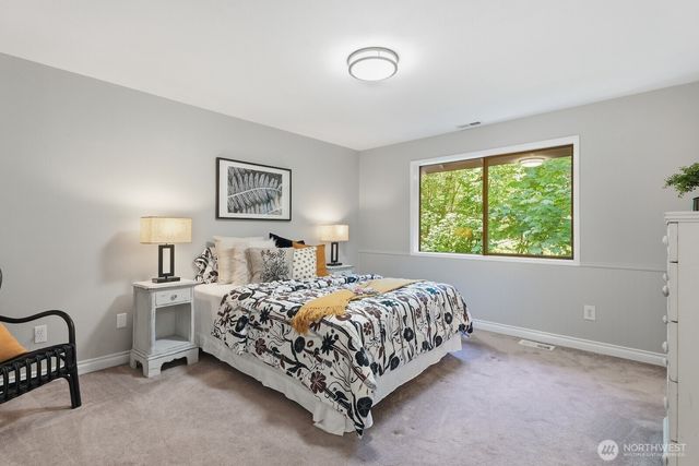 9408 370th Place SE, Snoqualmie, WA 98065