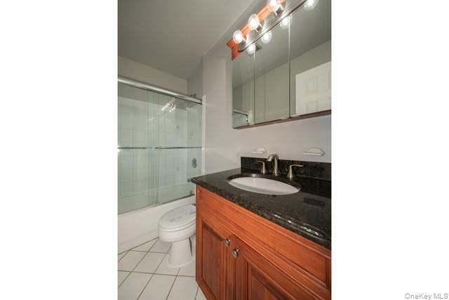 50 Fairfield Way GR13, Commack, NY 11725