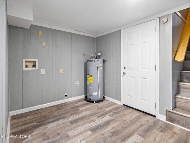 809 W Ridgecrest Drive, Kingston, TN 37763