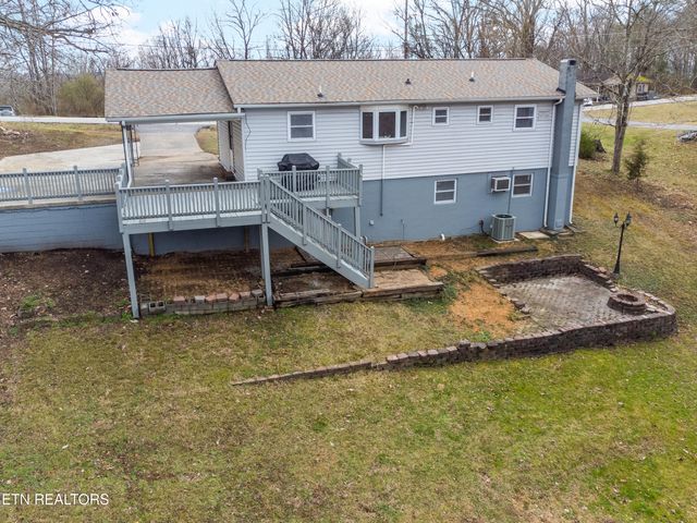 809 W Ridgecrest Drive, Kingston, TN 37763