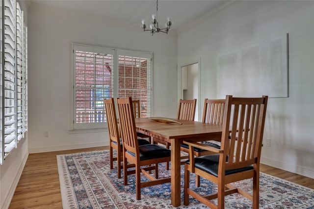 109 Wood TRL, West Lake Hills, TX 78746