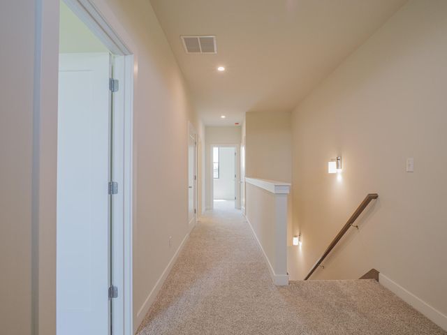 216 Sawgrass Drive, Crown Point, IN 46307