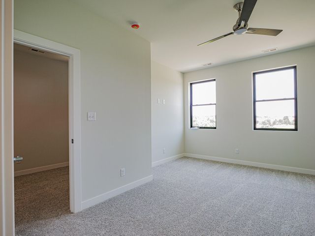216 Sawgrass Drive, Crown Point, IN 46307