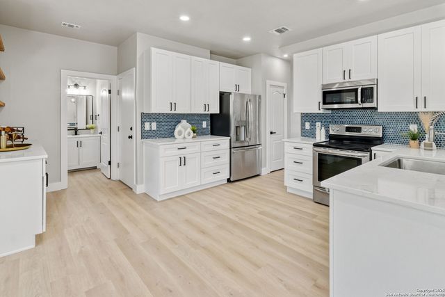 907 AMIGO, San Antonio, TX 78260