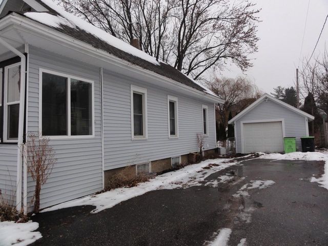 153 W Charles Street, Markesan, WI 53946