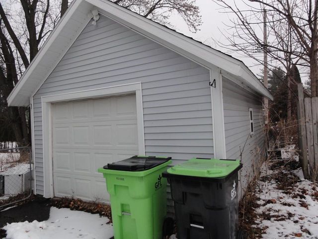 153 W Charles Street, Markesan, WI 53946