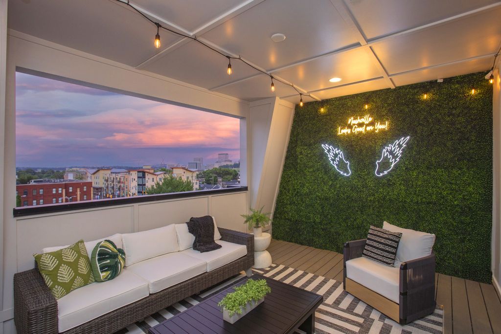 1015 Rev Dr Enoch Jones Blvd, Nashville, TN 37208