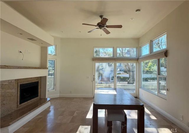 2 Vienna, Newport Beach, CA 92660