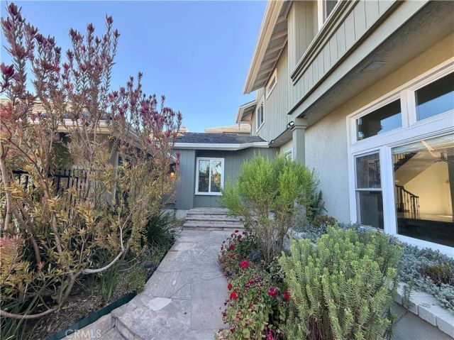 2 Vienna, Newport Beach, CA 92660