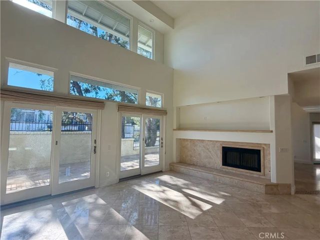 2 Vienna, Newport Beach, CA 92660